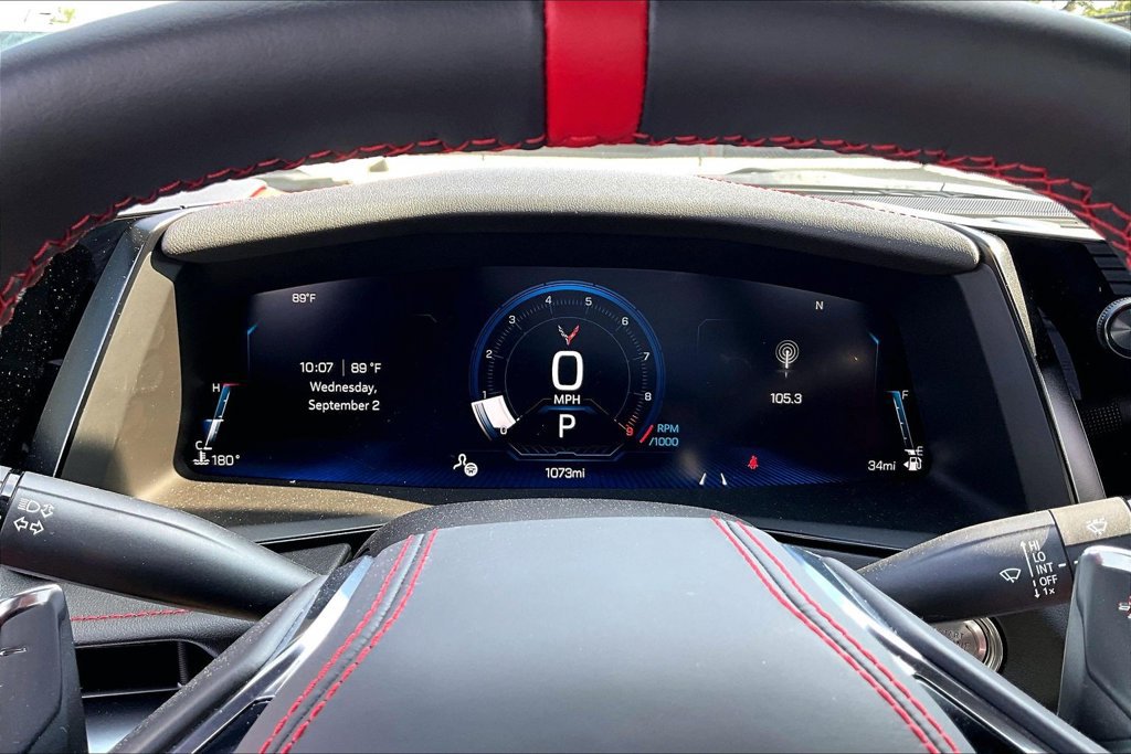 Used 2026 Chevrolet Corvette Z06 RWD image 13
