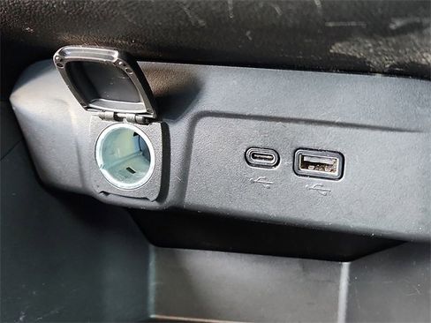 Used 2024 Chevrolet Trax LS image 20