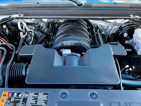 Used 2018 Chevrolet Tahoe LT image 32