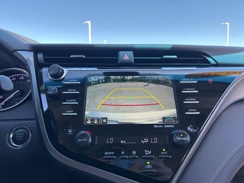 Used 2020 Toyota Camry SE w/ Audio Package FWD image 25
