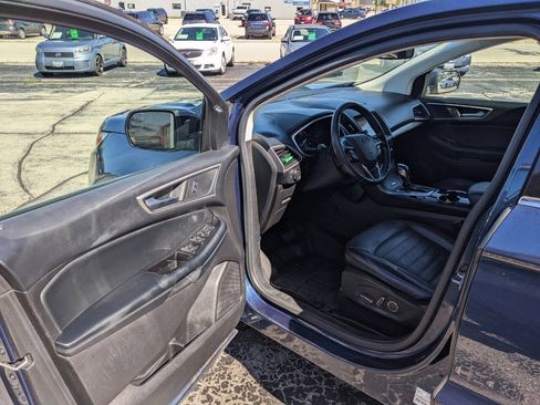 Used 2017 Ford Edge SEL w/ Equipment Group 201A AWD/4WD image 9