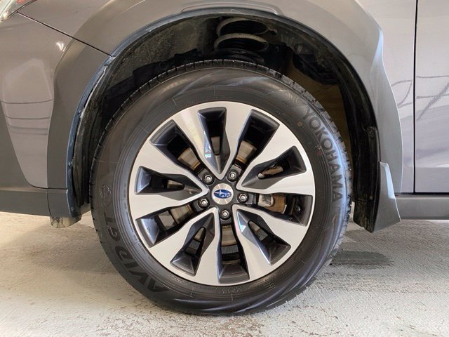 Used 2025 Subaru Outback Limited AWD/4WD image 5