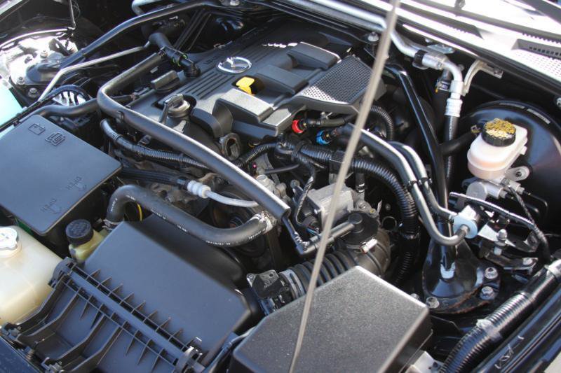 Used 2010 MAZDA MX-5 Miata Touring RWD image 26