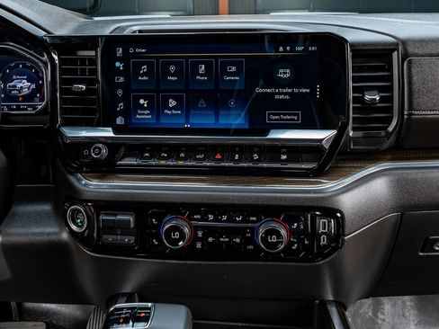 Used 2024 Chevrolet Silverado 1500 LT Trail Boss w/ Convenience Package II AWD/4WD image 24