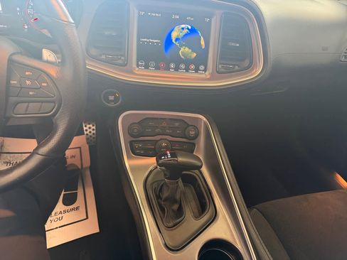 Used 2022 Dodge Challenger R/T w/ Plus Package image 12