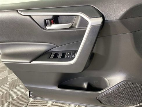 Used 2023 Toyota RAV4 XLE image 25