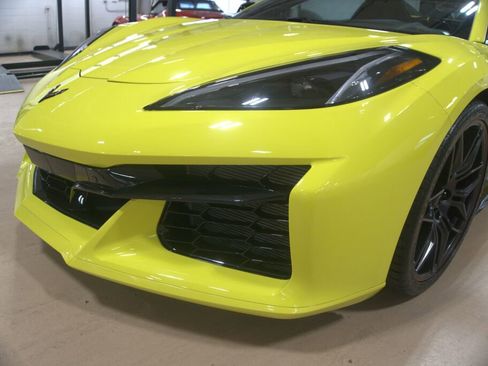 Used 2024 Chevrolet Corvette Z06 image 10