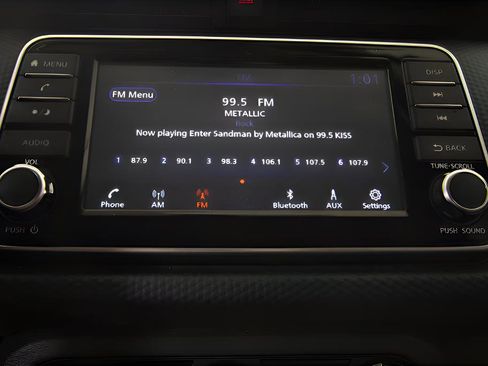 Used 2023 Nissan Kicks S image 12