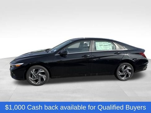 New 2026 Hyundai Elantra Limited FWD image 2