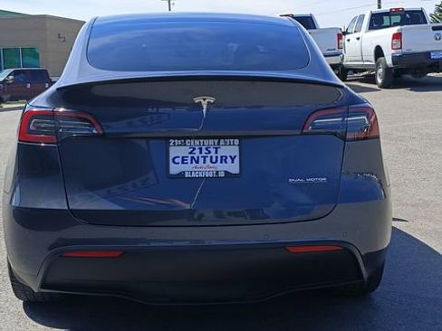 Used 2022 Tesla Model Y Performance AWD/4WD image 8