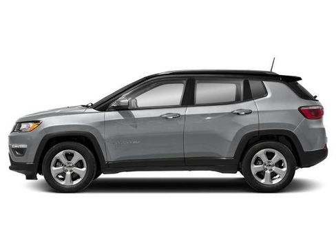 Used 2018 Jeep Compass Latitude w/ Popular Equipment Group AWD/4WD image 29