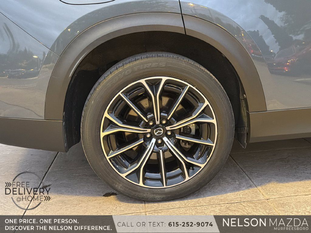 Certified 2025 MAZDA CX-70 Plug-In Hybrid w/ Premium Plus AWD/4WD image 12