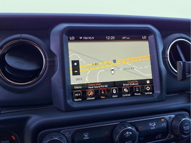Used 2023 Jeep Gladiator Overland AWD/4WD image 23