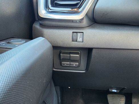 New 2026 GMC Canyon Elevation w/ Convenience Package image 17