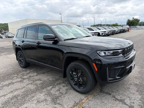 New 2026 Jeep Grand Cherokee L 4WD image 1