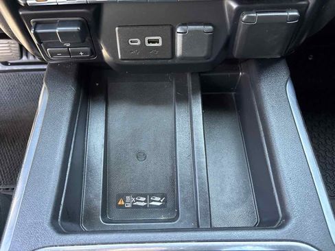 Used 2021 GMC Sierra 1500 AT4 w/ AT4 Premium Package AWD/4WD image 27
