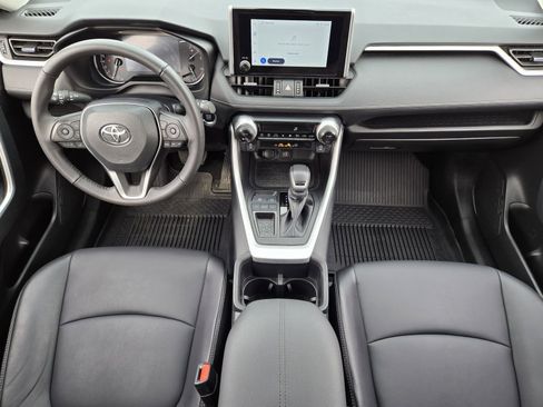 Used 2024 Toyota RAV4 XLE Premium image 30