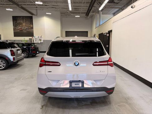 Used 2025 BMW X3 xDrive30 w/ Convenience Package AWD/4WD image 4