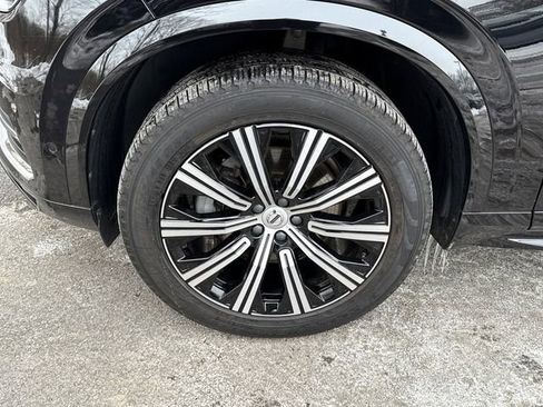 Certified 2024 Volvo XC90 B6 Plus w/ Protection Package Premier image 10