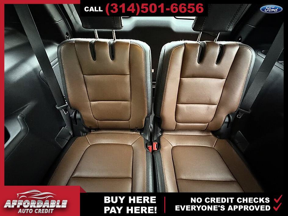 Used 2015 Ford Explorer Limited w/ Equipment Group 301A AWD/4WD image 12