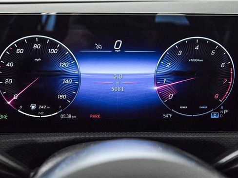 Certified 2025 Mercedes-Benz CLA 250 4MATIC image 11