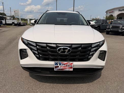 Used 2024 Hyundai Tucson SEL FWD image 2