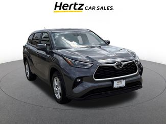 Used 2025 Toyota Highlander LE video 1