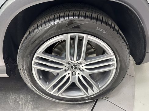 Certified 2024 Mercedes-Benz GLS 450 4MATIC image 25