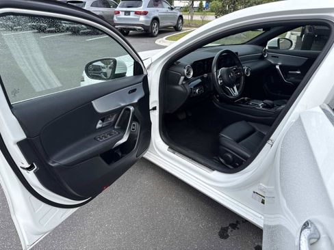 Used 2022 Mercedes-Benz A 220 4MATIC image 18