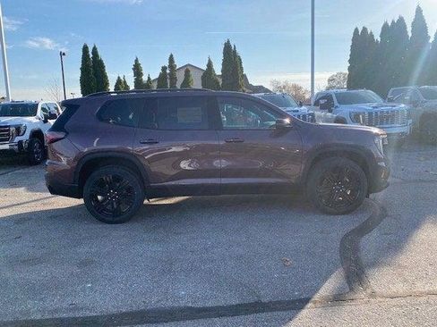 New 2026 GMC Acadia Elevation image 8