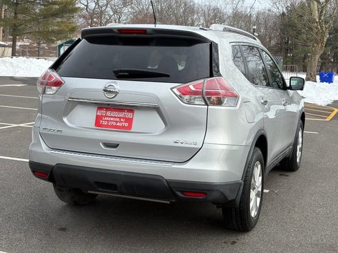 Used 2015 Nissan Rogue SV w/ SV Premium Package image 7