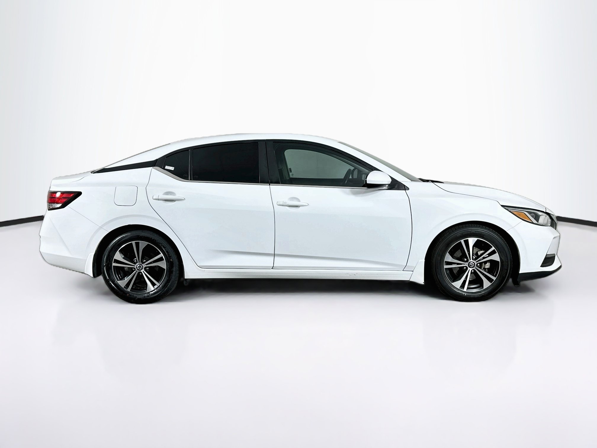Used 2022 Nissan Sentra SV w/ Trunk Package FWD image 10