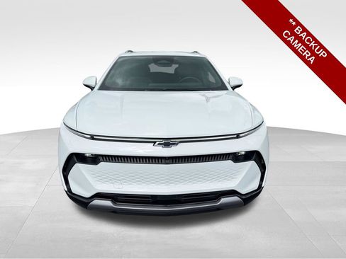 Used 2024 Chevrolet Equinox EV LT w/ LPO, All-Weather Mat Package FWD image 11