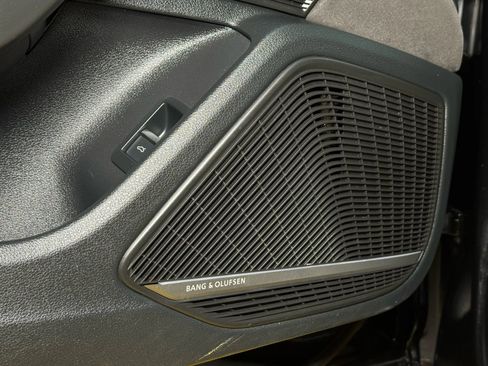 Used 2018 Audi S5 Premium Plus w/ Navigation Package image 18