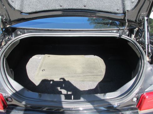 Used 2015 Chevrolet Camaro LT RWD image 22