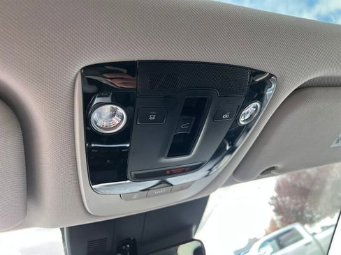 Used 2022 Kia Sorento SX w/ Panoramic Sunroof Package image 45