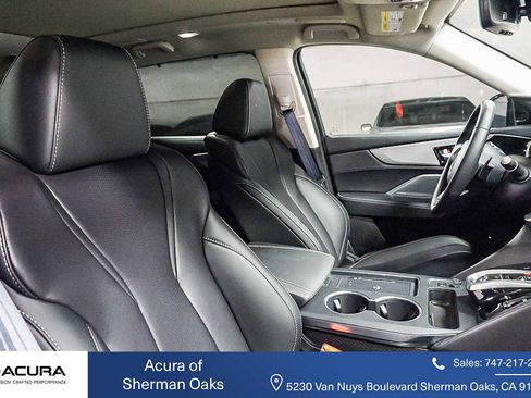 Used 2025 Acura MDX SH-AWD w/ Technology Package image 25
