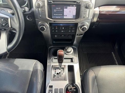 Used 2019 Toyota 4Runner Limited w/ Convenience Package AWD/4WD image 17
