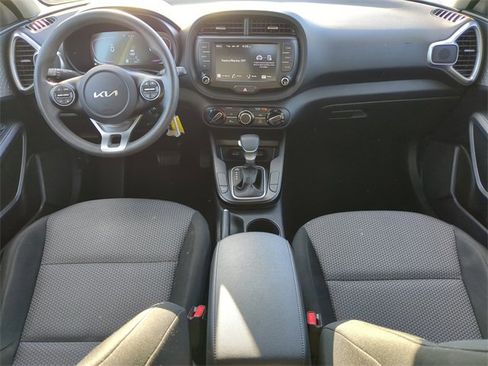 Used 2024 Kia Soul LX w/ Option Group 015 image 14