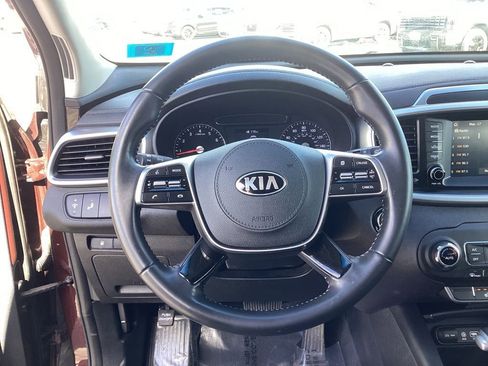 Used 2020 Kia Sorento S image 16
