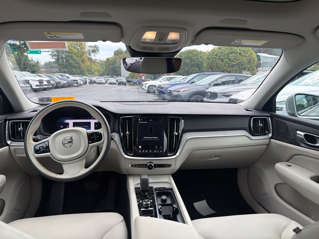 Certified 2025 Volvo V60 B5 Cross Country Plus AWD/4WD image 10