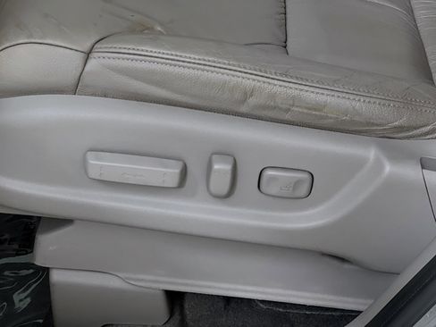 Used 2013 Honda CR-V EX-L image 16