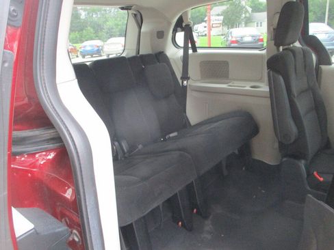 Used 2015 Dodge Grand Caravan SXT w/ Security Group FWD image 20