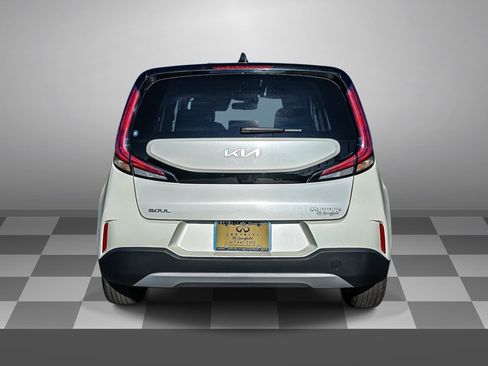 Used 2024 Kia Soul LX w/ Option Group 015 image 5