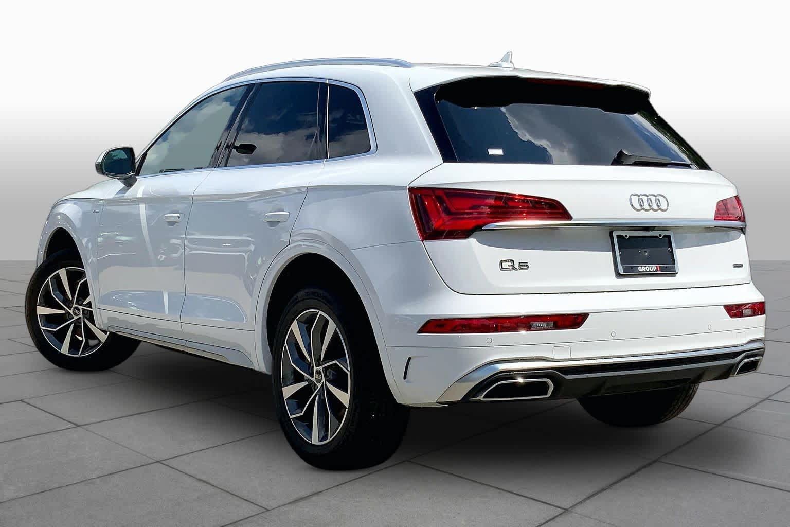 Used 2024 Audi Q5 2.0T Premium w/ Convenience Package AWD/4WD image 12