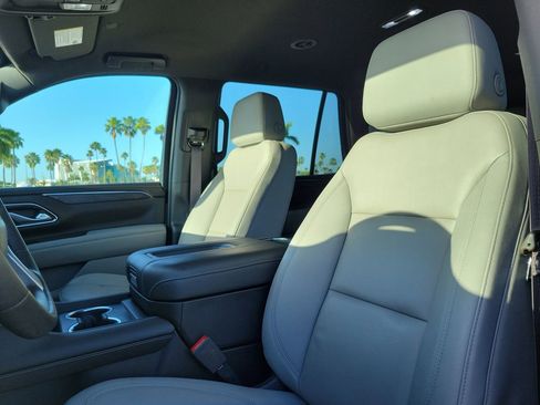 Used 2023 Chevrolet Tahoe Z71 w/ Luxury Package image 24