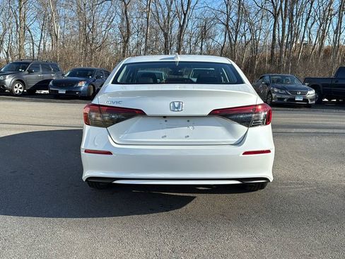 Used 2022 Honda Civic EX image 4