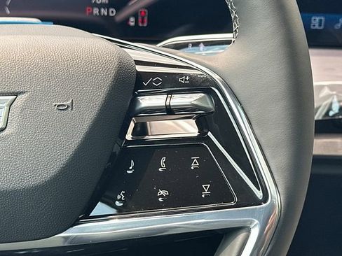 New 2026 Cadillac Vistiq Sport AWD/4WD image 6