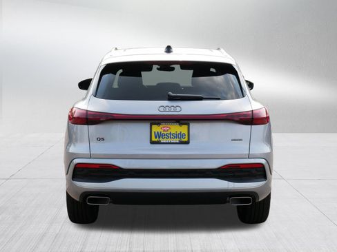 Used 2025 Audi Q5 Premium Plus w/ Premium Plus AWD/4WD image 6