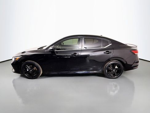Used 2023 Nissan Sentra SR w/ Midnight Edition Package image 6
